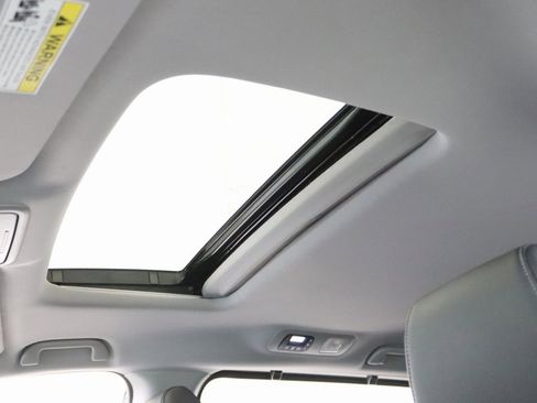 Used 2022 Honda Odyssey EX-L image 21