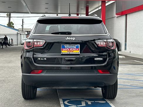 Used 2020 Jeep Compass Latitude w/ Cold Weather Group AWD/4WD image 5
