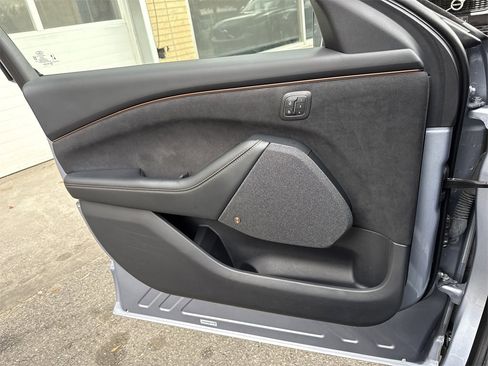 Used 2022 Ford Mustang Mach-E GT image 25