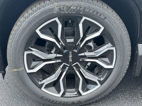 New 2025 GMC Sierra EV Denali AWD/4WD image 13