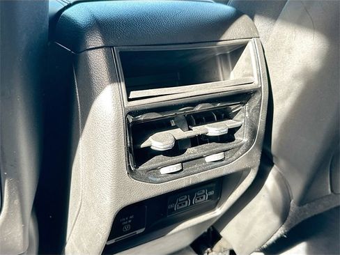 Used 2023 Jeep Grand Cherokee Altitude image 25