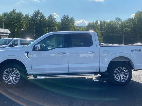 New 2026 Ford F150 XLT w/ Equipment Group 302A MID AWD/4WD image 8