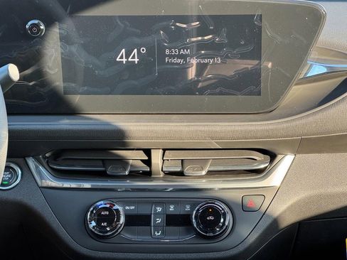 New 2026 Buick Envista Preferred w/ Convenience II Package image 13