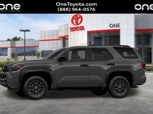 New 2026 Toyota 4Runner SR5 image 4