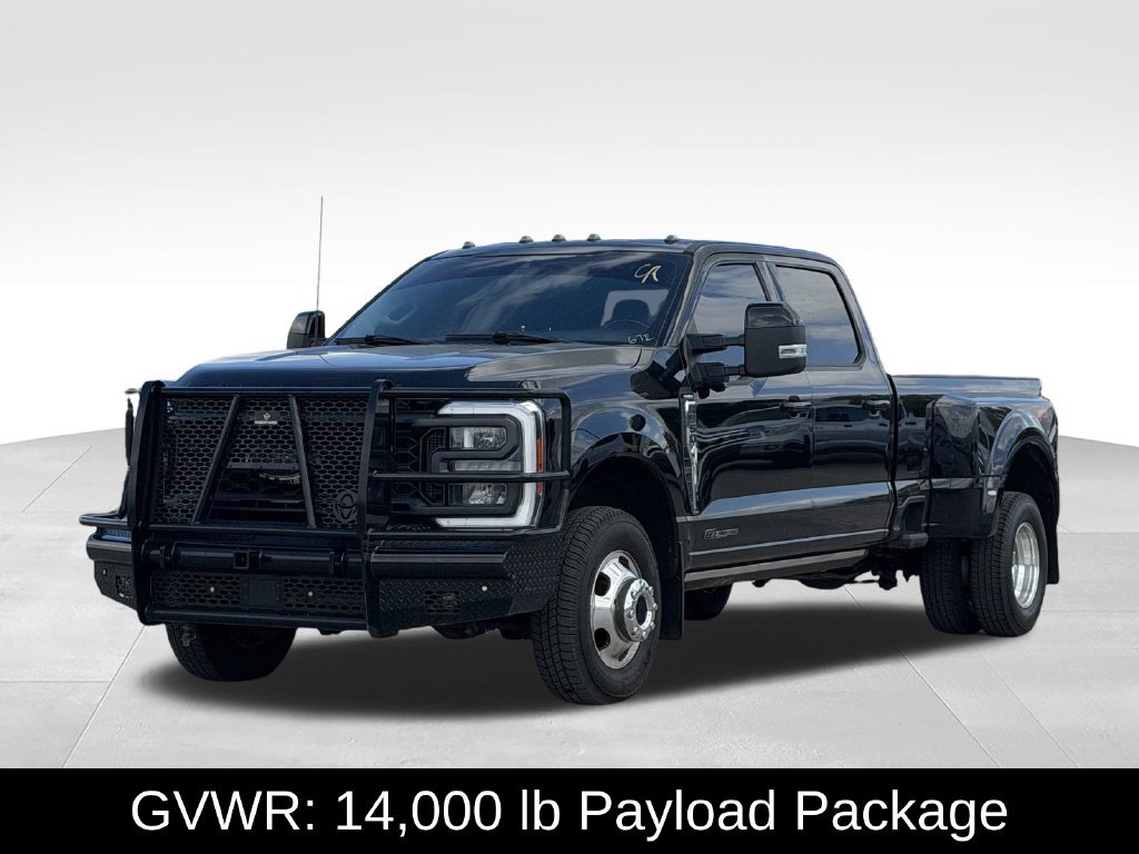 Used 2023 Ford F350 Lariat w/ Lariat Ultimate Package AWD/4WD image 5