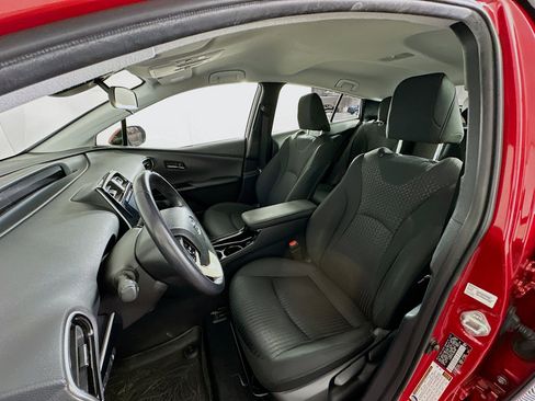 Used 2018 Toyota Prius Prime Plus FWD image 13