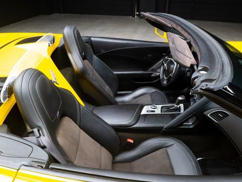 Used 2015 Chevrolet Corvette Stingray Convertible w/ 3LT Preferred Equipment Group RWD image 45