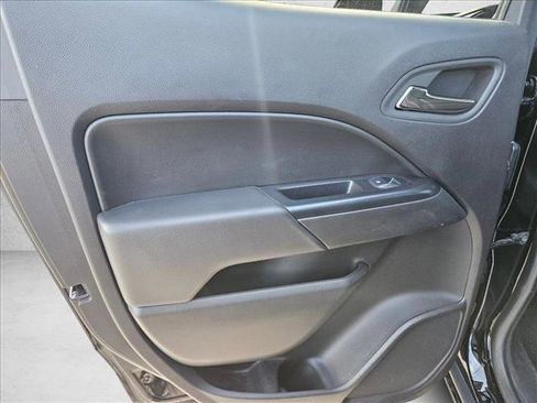 Used 2018 Chevrolet Colorado LT w/ Luxury Package, Chrome image 12