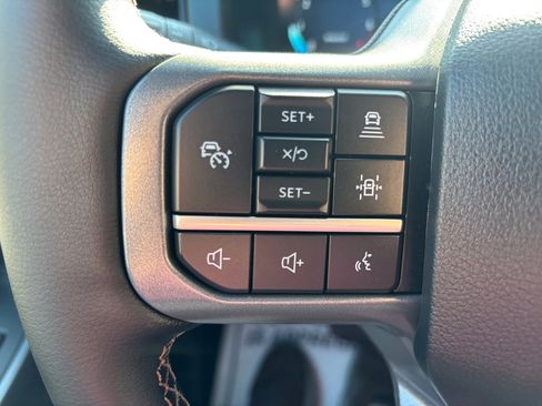 Used 2025 Ford F150 Lariat w/ Equipment Group 502A High image 17