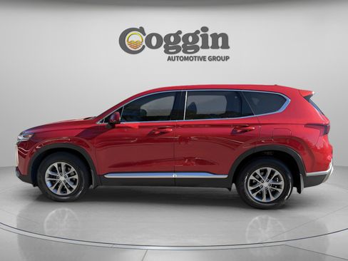 Used 2019 Hyundai Santa Fe SEL image 2