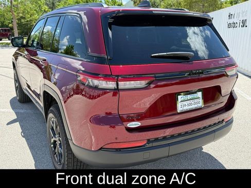 New 2025 Jeep Grand Cherokee Altitude image 9