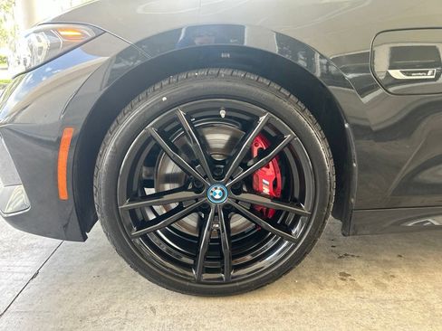 Used 2023 BMW 330e w/ M Sport Package RWD image 17