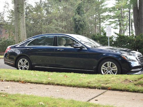 Used 2020 Mercedes-Benz S 560 4MATIC Sedan image 11