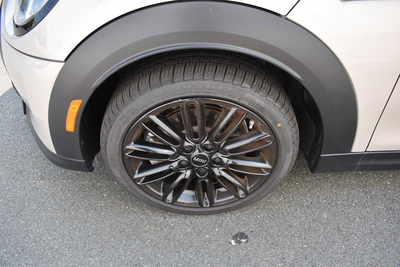 Used 2023 MINI Cooper S FWD image 7