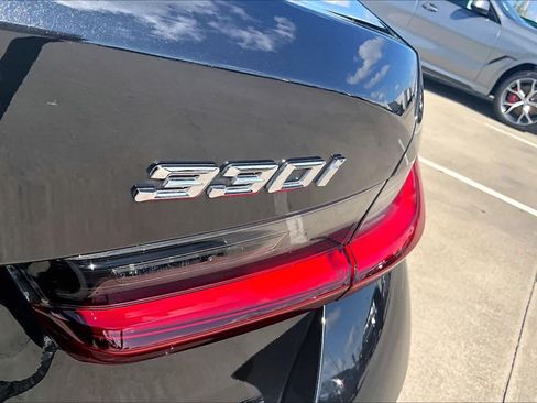 Used 2025 BMW 330i Sedan RWD image 9