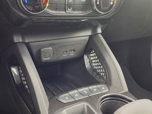 Used 2025 Chevrolet TrailBlazer LT image 11