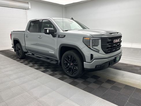Certified 2026 GMC Sierra 1500 Elevation w/ Elevation Premium Package AWD/4WD image 7