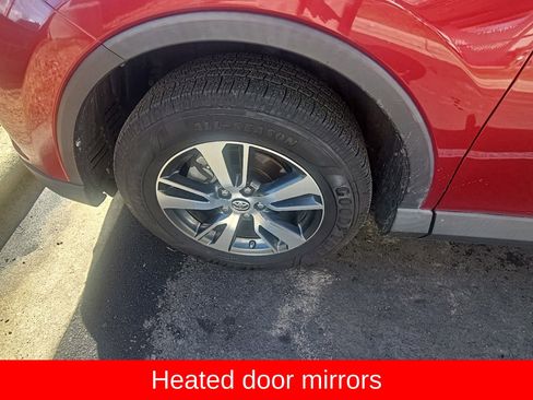 Used 2018 Toyota RAV4 XLE image 18