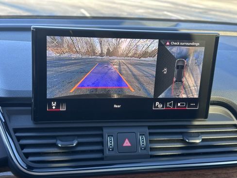 Used 2023 Audi Q5 2.0T Prestige w/ Prestige Package image 19