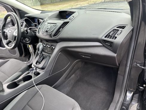 Used 2014 Ford Escape S image 22