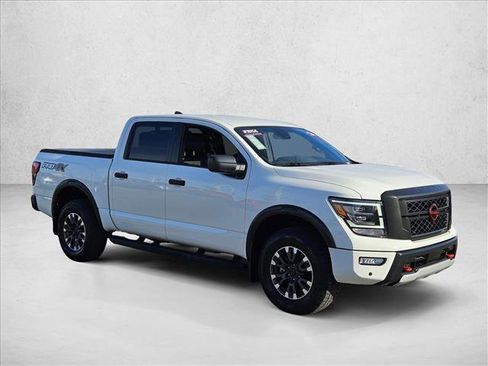 Used 2024 Nissan Titan PRO-4X w/ Pro-4x Utility Package image 3