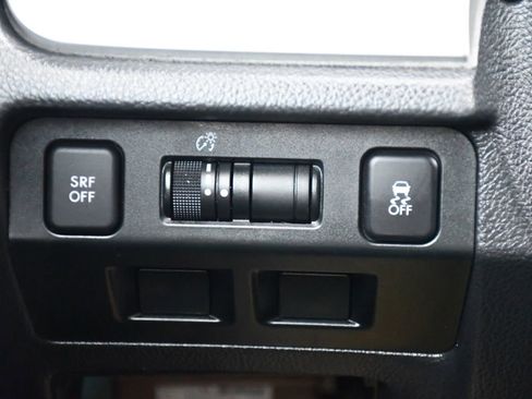 Used 2015 Subaru Impreza 2.0i Sport Premium image 9