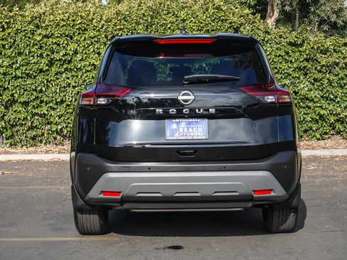 Used 2023 Nissan Rogue S FWD image 5