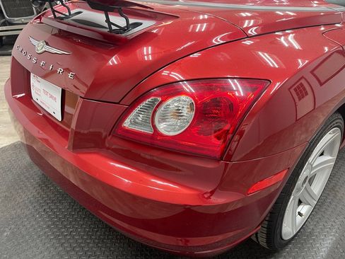 Used 2005 Chrysler Crossfire Limited RWD image 20