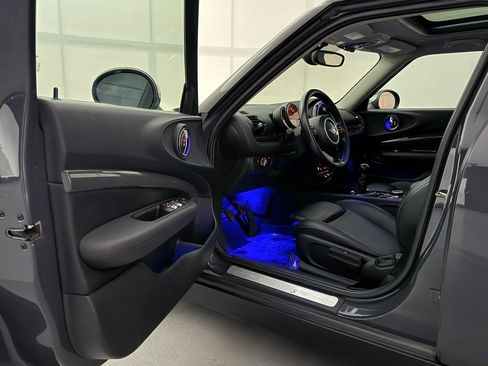 Used 2016 MINI Cooper Clubman S image 16