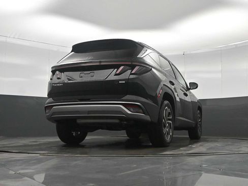 New 2026 Hyundai Tucson Limited image 35