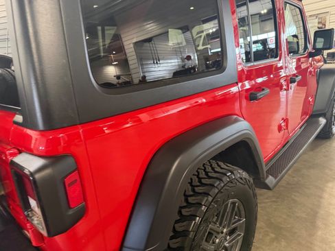 Used 2024 Jeep Wrangler Unlimited Sport w/ Convenience Group image 24