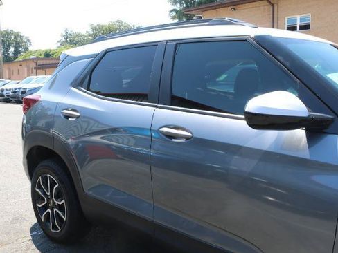 Used 2021 Chevrolet TrailBlazer ACTIV w/ Convenience Package FWD image 8