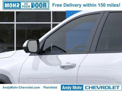 New 2026 Chevrolet Equinox LT w/ Safety and Technology Package FWD image 15