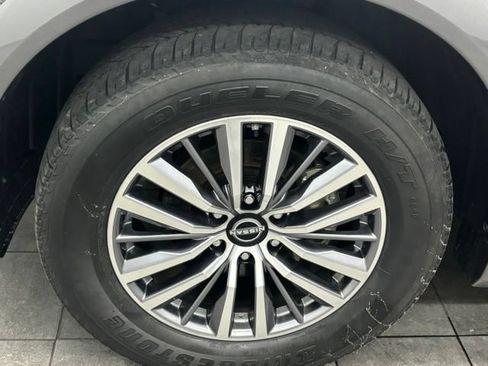 Used 2023 Nissan Armada SL w/ Captain's Chairs Package RWD image 6