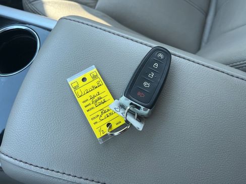 Used 2013 Ford Edge Limited image 21