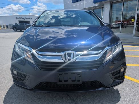 Used 2018 Honda Odyssey LX image 2