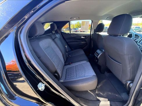 Used 2022 Chevrolet Equinox LT image 16