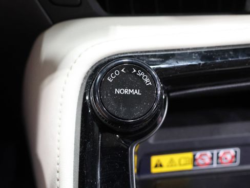 Used 2025 Lexus NX 450h+ AWD w/ Luxury Package image 29