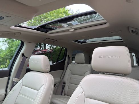 Used 2018 GMC Acadia Denali w/ Technology Package AWD/4WD image 24