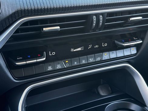 New 2026 MAZDA CX-90 3.3 Turbo w/ Select Package image 16