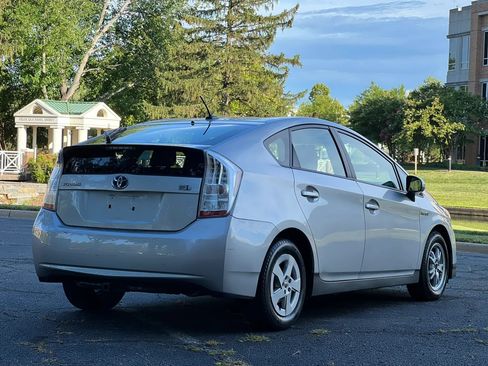 Used 2010 Toyota Prius One FWD image 5