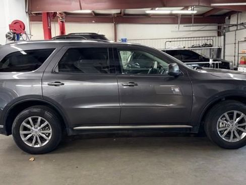 Used 2018 Dodge Durango SXT w/ Quick Order Package 2BB image 4