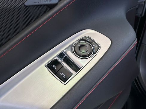 Used 2022 Chevrolet Corvette Stingray Coupe w/ Z51 Performance Package image 21