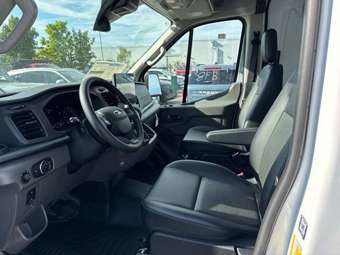 New 2025 Ford Transit 350 Base image 4