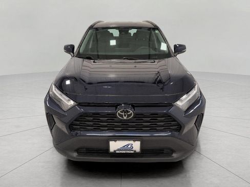 Used 2025 Toyota RAV4 XLE AWD/4WD image 13