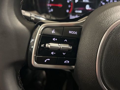 Certified 2023 Kia Sorento S image 61