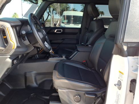 Used 2024 Ford Bronco Badlands AWD/4WD image 12