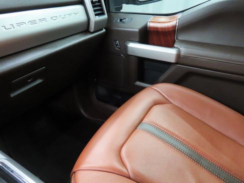 Used 2022 Ford F350 King Ranch w/ King Ranch Ultimate Package image 24