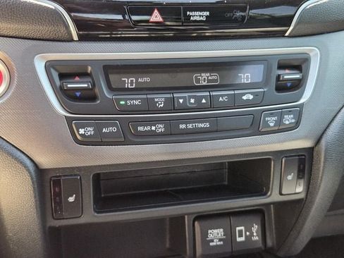 Used 2023 Honda Ridgeline RTL-E image 18