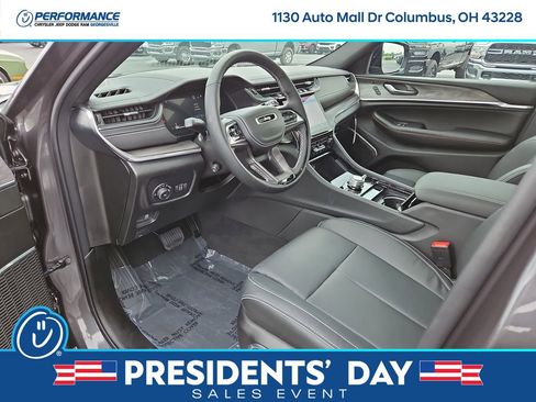 New 2025 Jeep Grand Cherokee Overland w/ Adv Protech Group III image 17